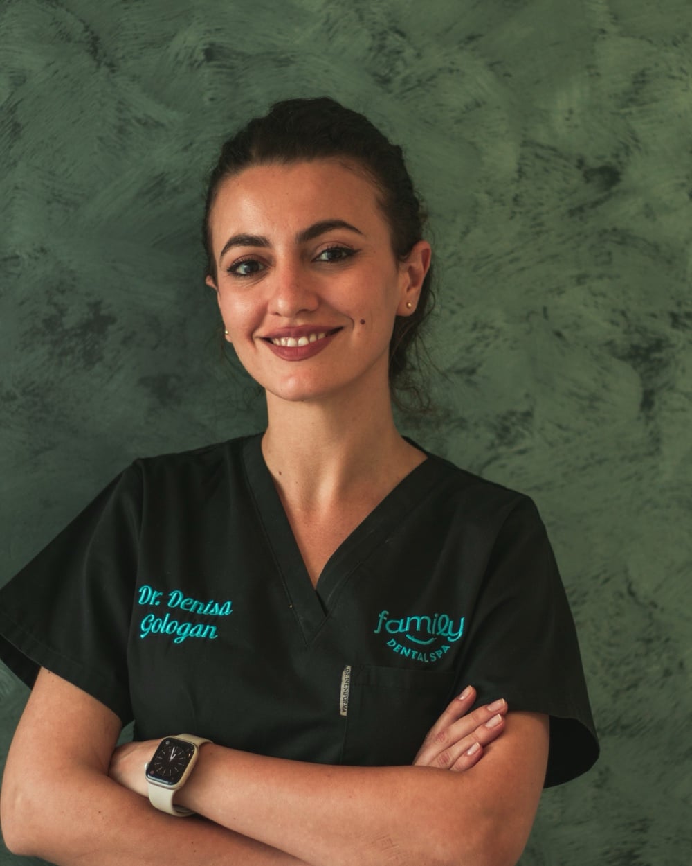 Dr. Denisa Gologan — Medic specialist ortodont