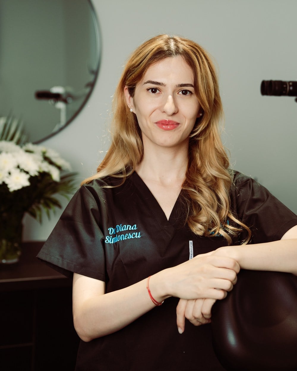 Dr. Diana Simionescu — Medic endodonție